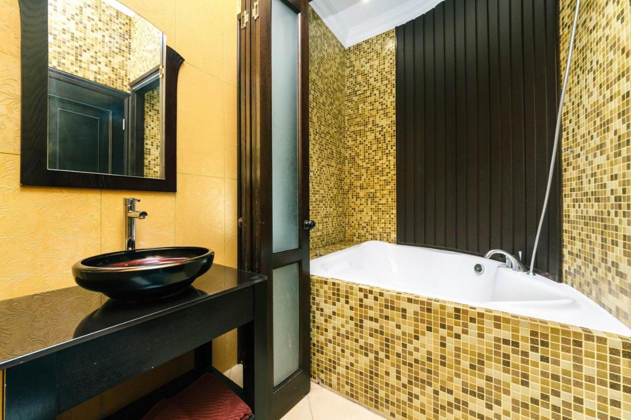 Vip Apartment. Kreshatik, Maidan Nezavisimosti. เคียฟ ภายนอก รูปภาพ